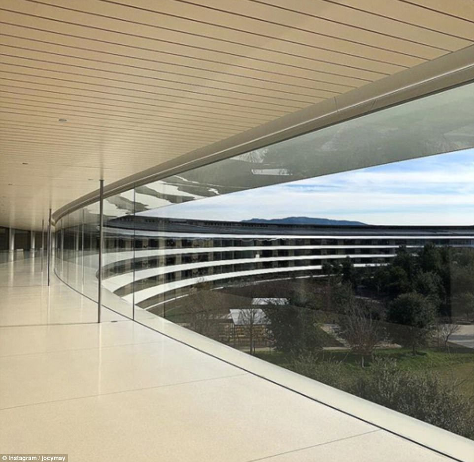 The photo is sparkling about Apple Park, Apple's new $ 5 billion headquarters Picture 5