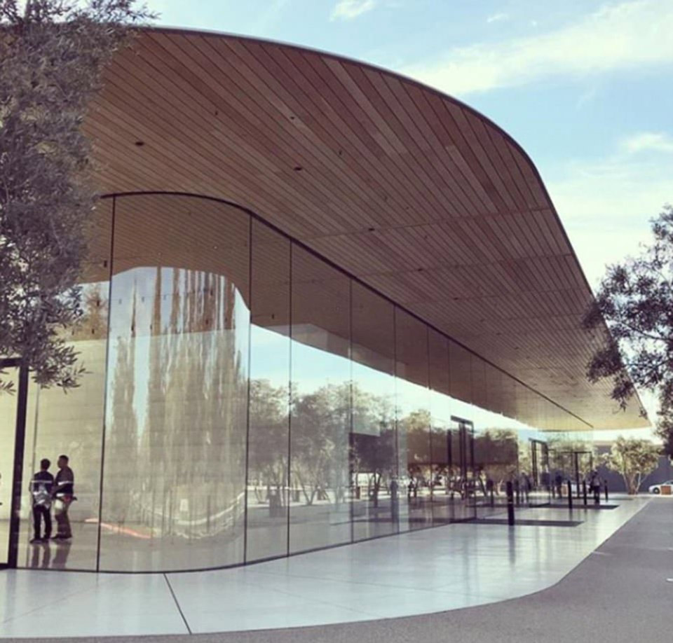 The photo is sparkling about Apple Park, Apple's new $ 5 billion headquarters Picture 6