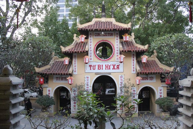 The places where famous worshiping and worshiping ceremonies are held in Hanoi Picture 4