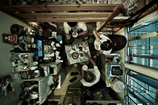 The rare set of ultra-small apartments is likened to 'coffins' in Hong Kong Picture 5