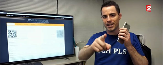 The researcher recreates the faded QR code and enters the e-wallet with $ 1,000 Picture 1