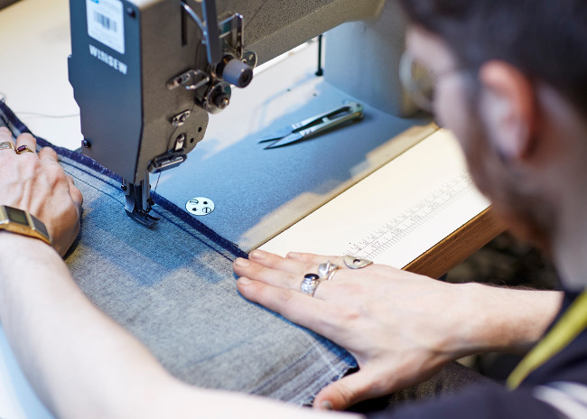 The secret to choosing jeans for men 'big belly' Picture 3