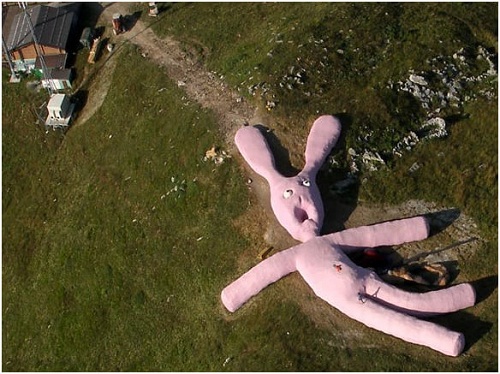 The series of funny photos that Google Maps has recorded across the world streets Picture 24