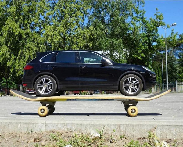 The series of images is confusing and makes anyone look at you confused Picture 6