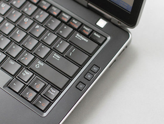 The ultra-durable Dell Latitude E6430s weighs only 1.7 kg Picture 8