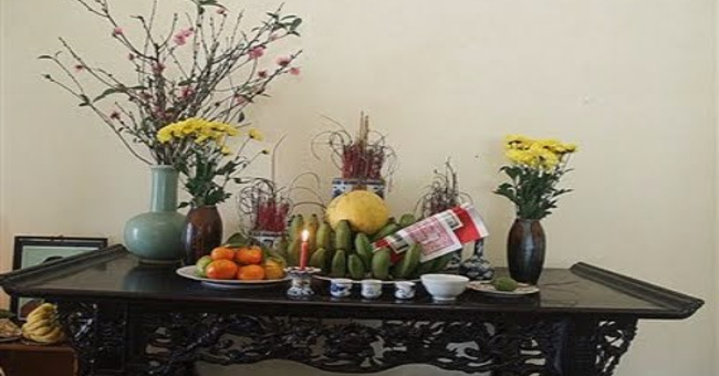 The vow of worshiping Gia Tien and the first day of the lunar month at home Picture 1