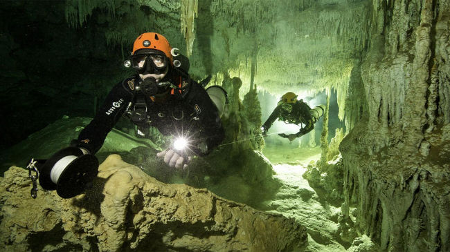 The world's largest underwater cave system is found on the Yucatan Peninsula Picture 1