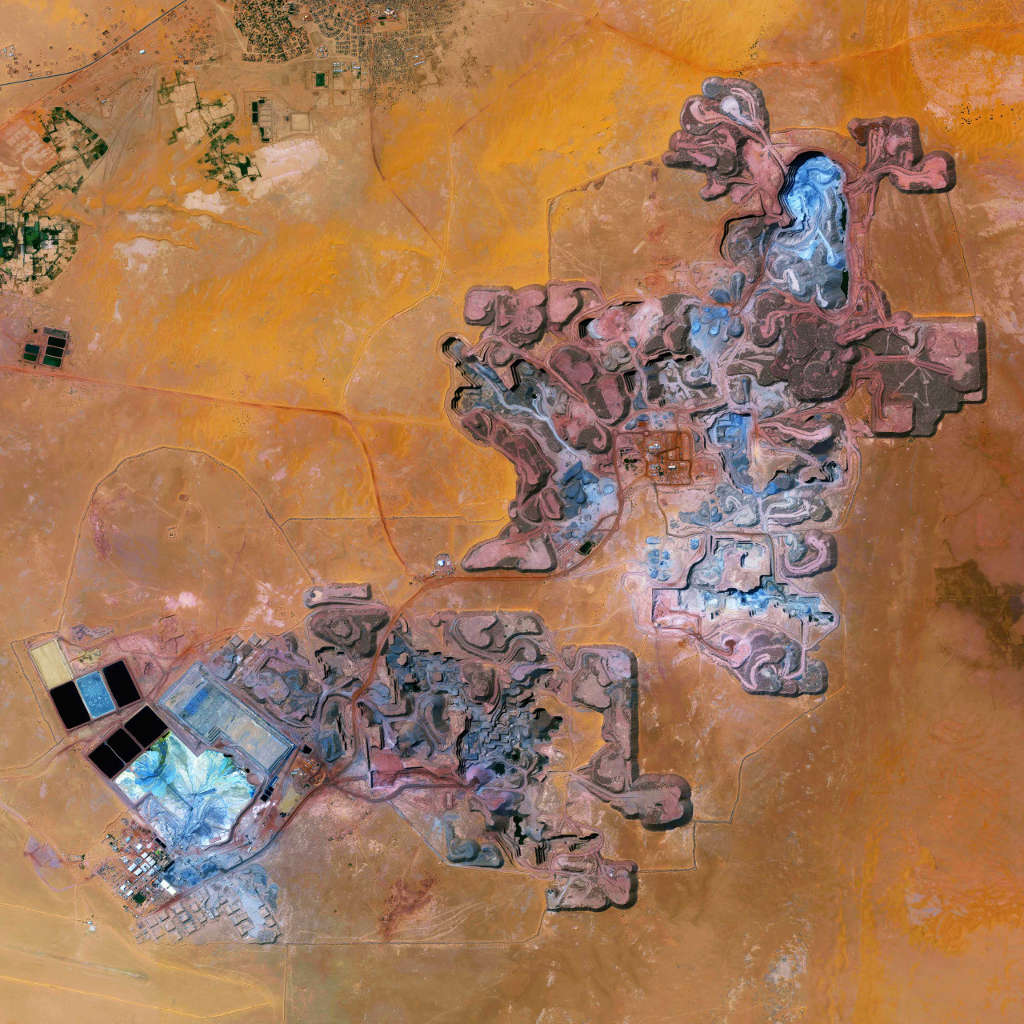 These are images of Earth from above that you've never seen before Picture 1