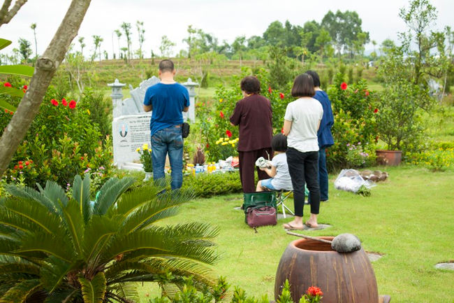 Things to keep in mind when going to graves Picture 3