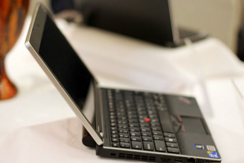 ThinkPad Edge 11 in Vietnam costs from 12.5 million Picture 7