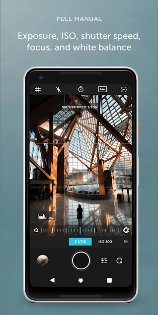 This great application will help iOS and Android users take beautiful photos like professional workers Picture 2