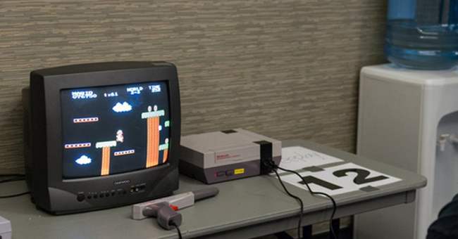 This is how to hack Mario game 4 buttons to add hidden gameplay Picture 6