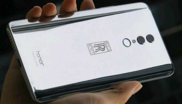 Top 14 most expensive smartphones in the world today Picture 12