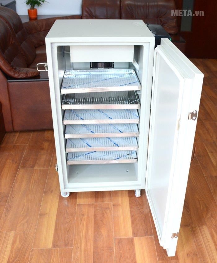 Top 5 low cost, quality family fruit dryers