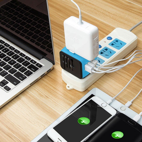 Top 6 versatile travel power outlets with the best USB ports Picture 6