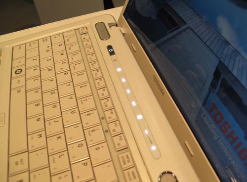 Toshiba Ducati U500 - laptop 'race car' Picture 4