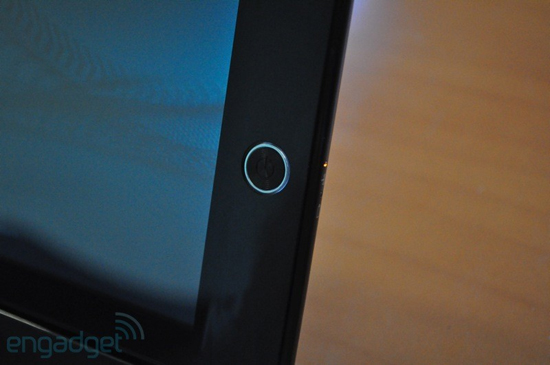 Toshiba is nostalgic for dual-screen 7-inch laptops Picture 13