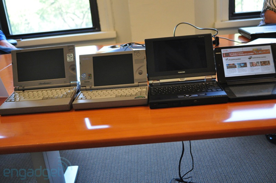 Toshiba is nostalgic for dual-screen 7-inch laptops Picture 27