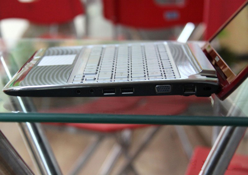 Toshiba Portege T230 costs 19.3 million VND in Vietnam Picture 9