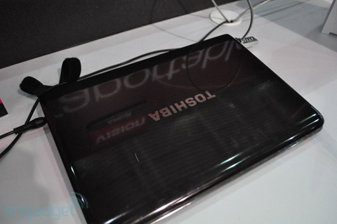 Toshiba renewed the Satellite line design Picture 9