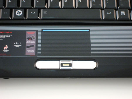 Toshiba Satellite U405 neat Picture 2