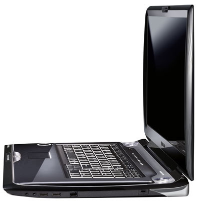 Toshiba 'super product' HD laptop Picture 5