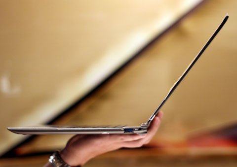Toshiba's Ultrabook costs 32.3 million Picture 2