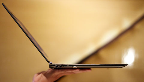 Toshiba's Ultrabook costs 32.3 million Picture 3