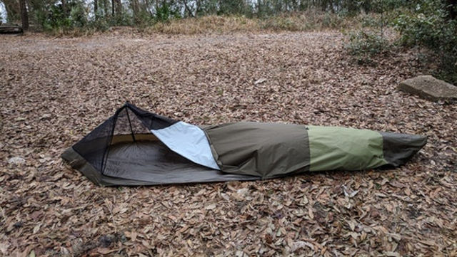 Travel backpack turns into a sleeping bivy tent for 30 seconds Picture 3
