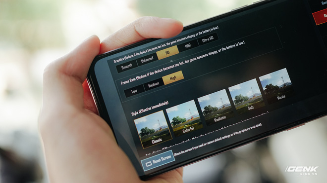 Try heavy gaming on the highest setting on OPPO Reno3 Picture 6