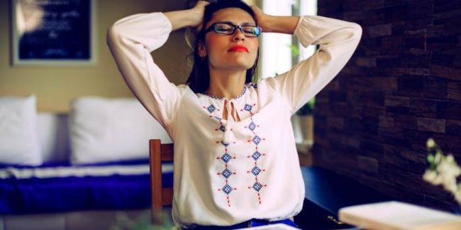 Try these 13 psychological tricks to easily communicate with people Picture 3