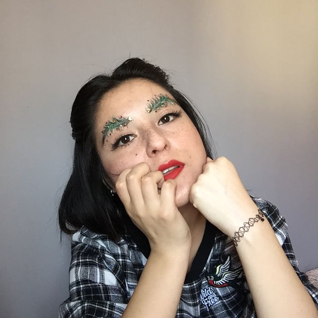 Turn your eyebrows into Christmas trees this Christmas, have you tried them? Picture 9