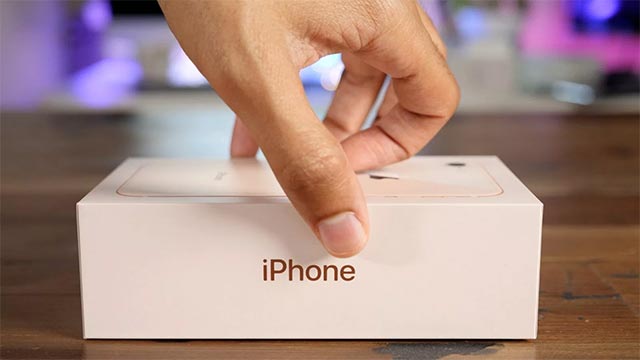 Two college students allegedly cheated nearly $ 1 million of Apple Picture 2