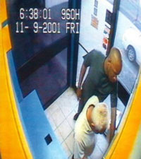 Unique tricks to steal money from ATMs Picture 5