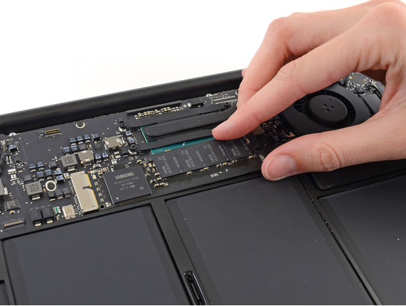 Upgrade Macbook Air SSD 2015