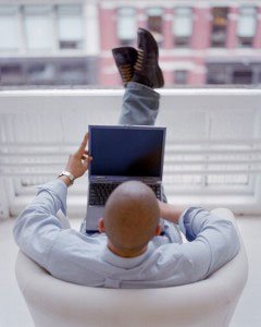 Use a laptop for the best Picture 4