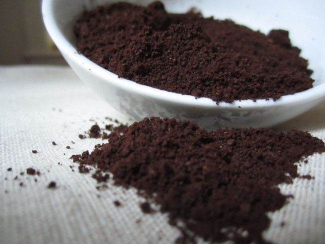 Use kitchen garbage to recycle into fertilizer for home vegetable garden Picture 5