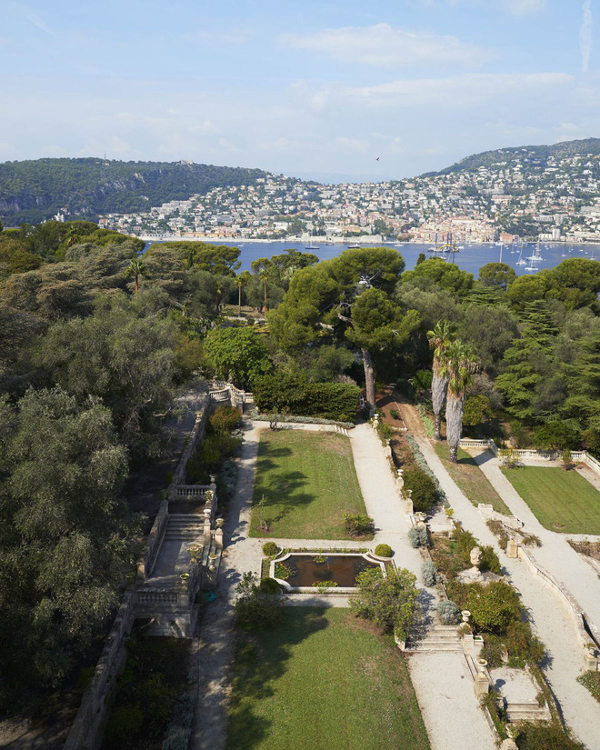 Villa Les Cèdres, the most expensive villa in history has nothing special Picture 10