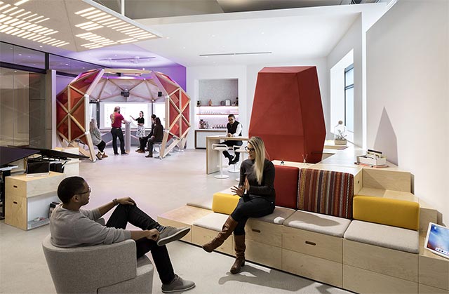 Visit Envisioning Center and discuss Microsoft's vision for Windows utilities and Windows Picture 4