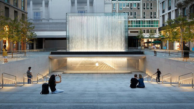 Visit the 8 most majestic stores in the world of Apple Picture 1