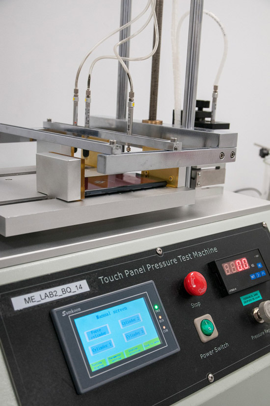 Vsmart smartphone was tortured 'savagely' for endurance testing in Spain Picture 4