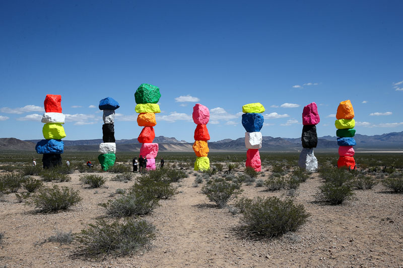 Walking along with the seven most beautiful magic mountains on earth Picture 1