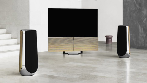 Watch the speaker TV open like a butterfly, costing $ 20,100 Picture 4