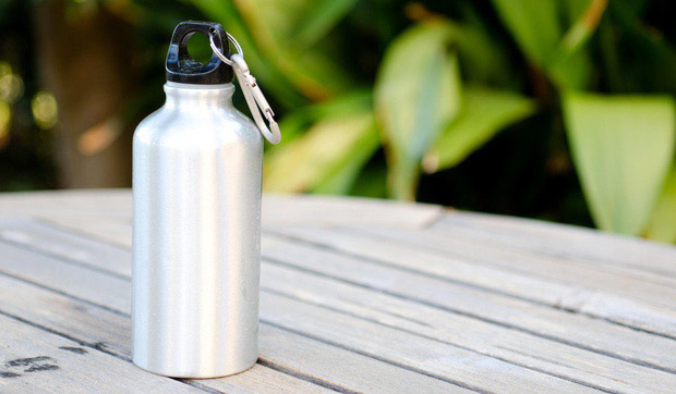 Water bottles are safe for your health? Glass bottles, plastic bottles or metal bottles? Picture 3