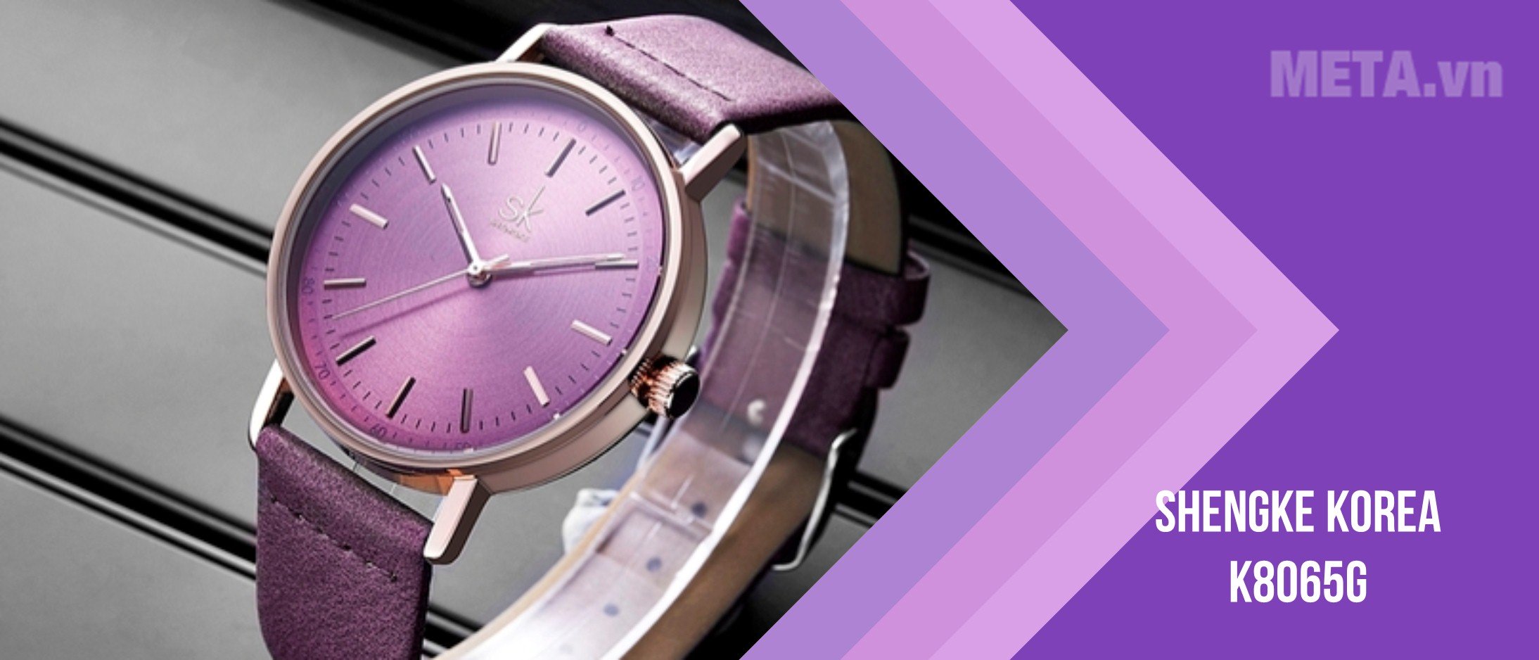 What color is Destiny's contract? Picture 9