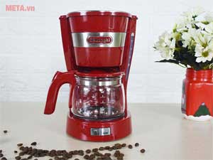 What country is DeLonghi coffee maker? Is that good? Picture 6