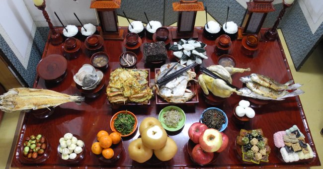 What do countries do on Mid-Autumn Festival? Picture 4