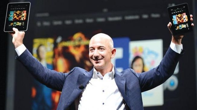 What does Amazon boss spend 8 hours a day doing? Picture 4