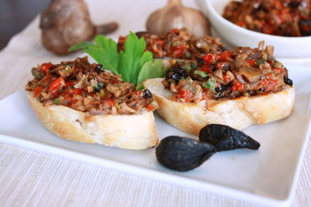 What effect does black garlic eat? How to eat black garlic to be effective Picture 5