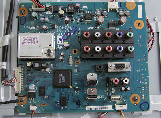 What factors do smart TVs need to have? Picture 2